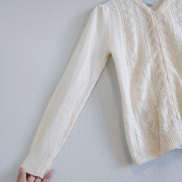 Vintage Woodward & Lothrop Silk Angora Pointelle Cable Knit Sweater Sz M Preppy - Picture 2 of 9